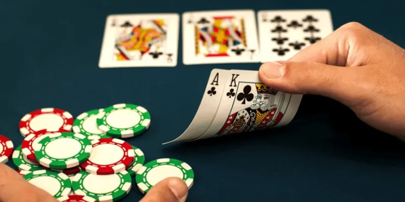 Hướng dẫn chia bài và cách tính điểm trong Xì Dách